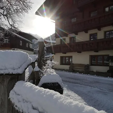 Bio Bauernhof Schweizerhof Lantgård