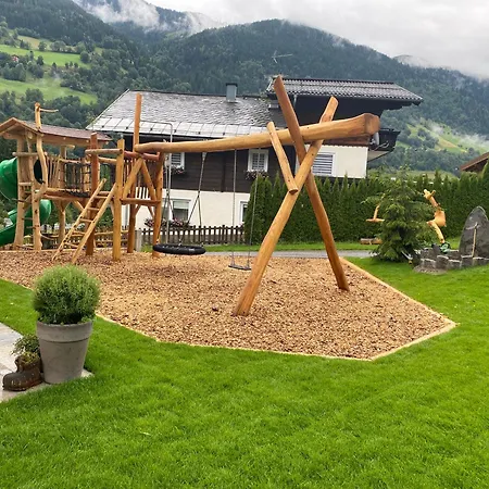 Bio Bauernhof Schweizerhof ファームステイ バート・ホーフガシュタイン